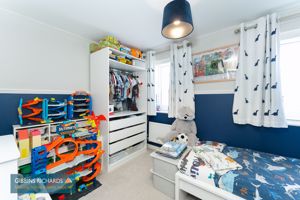 Bedroom- click for photo gallery